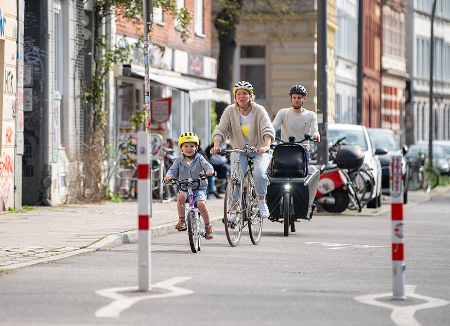 Fahrradfahren mit Kind Fahrradfahren mit Kind